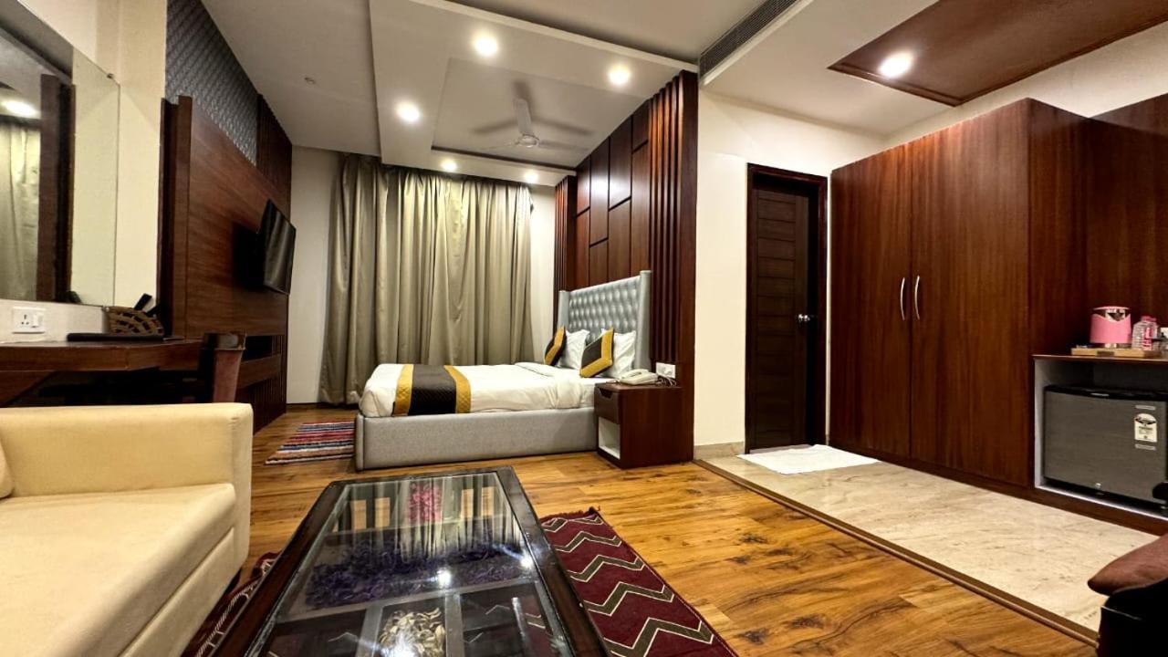 Hotel River Rhythm Assi Ghat Варанаси Экстерьер фото
