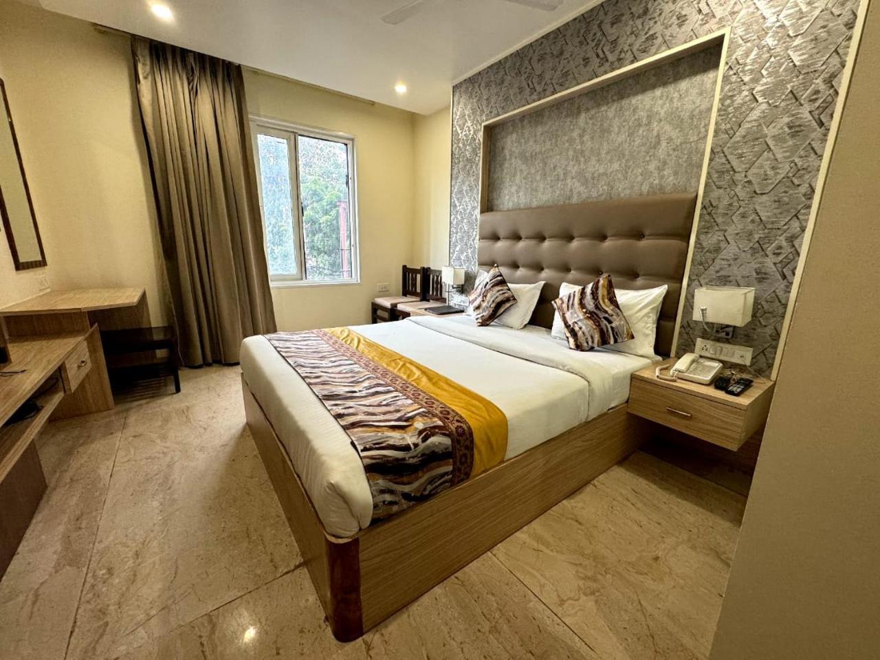 Hotel River Rhythm Assi Ghat Варанаси Экстерьер фото