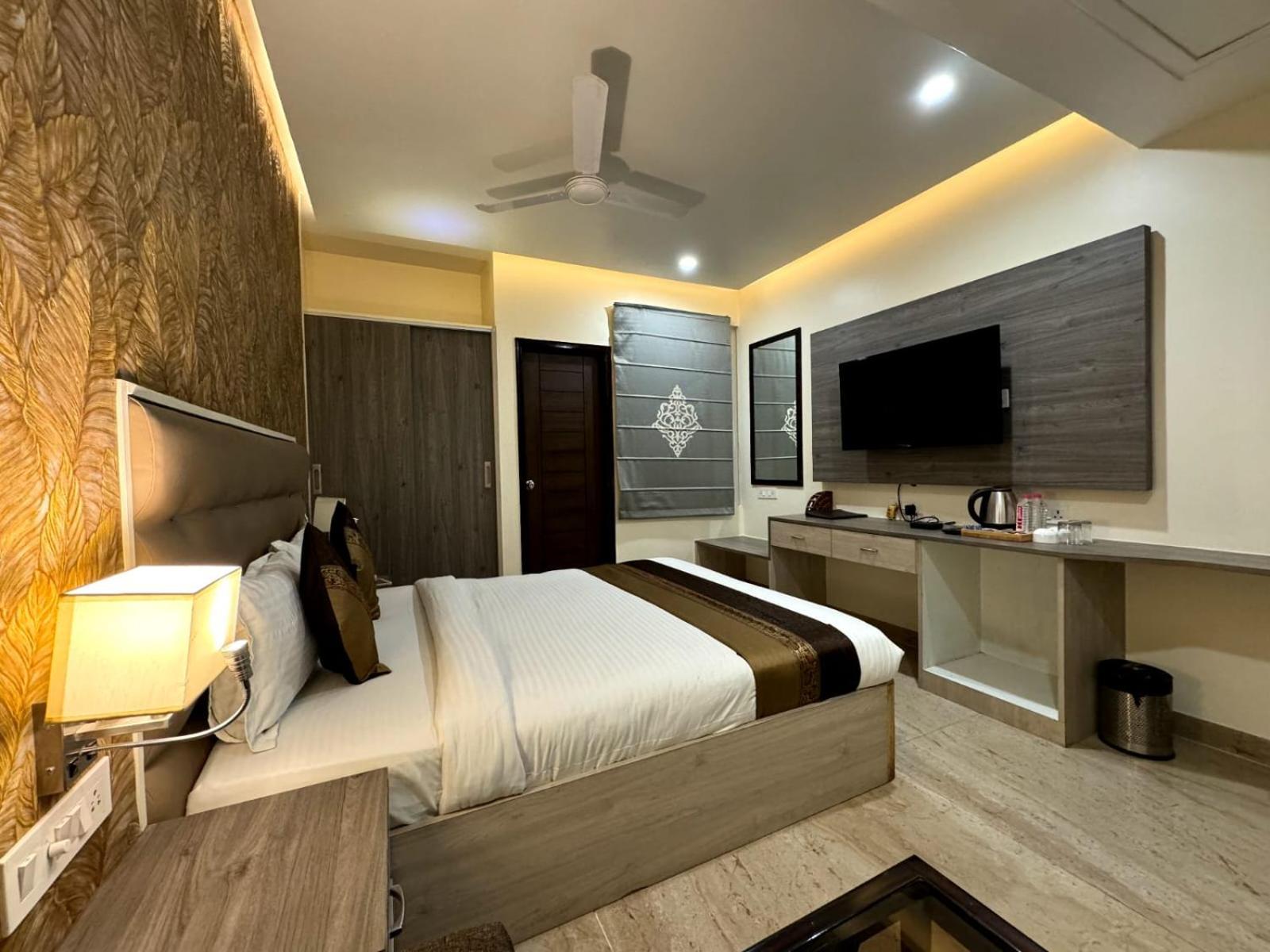 Hotel River Rhythm Assi Ghat Варанаси Экстерьер фото